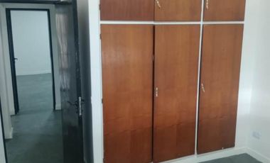 Venta Departamento De 3 Ambientes Con Patio La Tablada