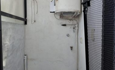 DEPARTAMENTO EN ALQUILER LA TABLADA 2 AMBIENTES 1° PISO