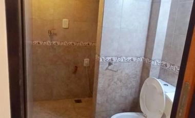 HERMOSO DEPARTAMENTO DE 2 AMPLIOS AMBIENTES EN DÚPLEX - SAN JUSTO CENTRO