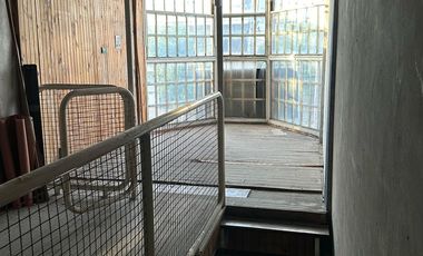 Alquiler Local 240 m2 cubiertos - terraza- Lomas del Mirador