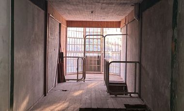 Alquiler Local 240 m2 cubiertos - terraza- Lomas del Mirador