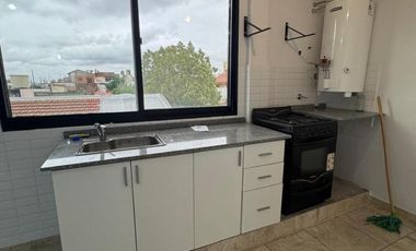 Alquiler departamento 2 ambientes en Lanús, Sin Expensas