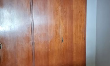 DEPARTAMENTO TIPO CASA 2 AMBIENTES EN PLANTA BAJA AL FRENTE, CON PATIO.SIN EXPENSAS