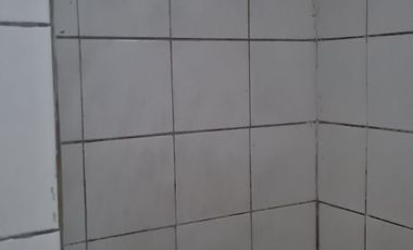 DEPARTAMENTO TIPO CASA 2 AMBIENTES EN PLANTA BAJA AL FRENTE, CON PATIO.SIN EXPENSAS