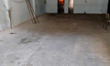 Local 140 m2 conbaño y entrepiso