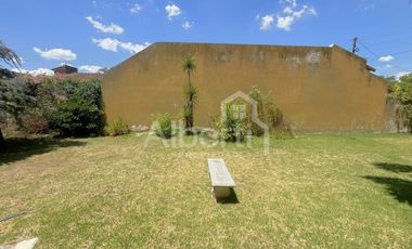 VENTA LOTE CASTELAR.