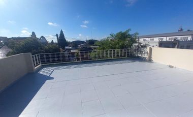 DEPARTAMENTO 3 AMBIENTES MUY AMPLIO, CON GARAGE Y TERRAZA. VILLA LUZURIAGA