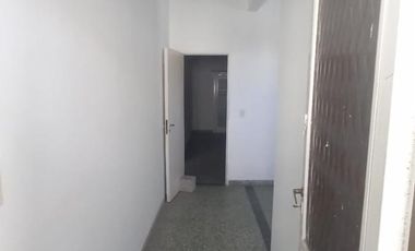 DEPARTAMENTO 3 AMBIENTES MUY AMPLIO, CON GARAGE Y TERRAZA. VILLA LUZURIAGA