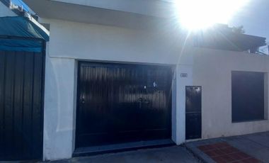 DEPARTAMENTO 3 AMBIENTES MUY AMPLIO, CON GARAGE Y TERRAZA. VILLA LUZURIAGA