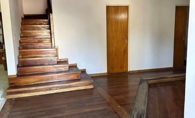 VENTA - GALPON MAS VIVENDA DE 6 AMBIENTES - MORENO CENTRO - POSIBILIDAD DE FINANCIACION