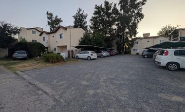 BARRIO JARDINES DE ESCOBAR - TRIPLEX en alquiler temporario Amueblado.-