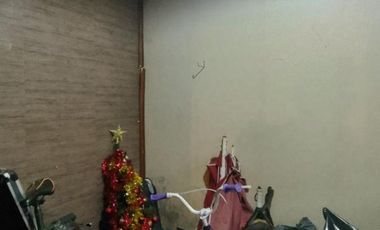 VENDO CASA (ZONA COLEGIO ALEMAN)-NO APTA CREDITO-