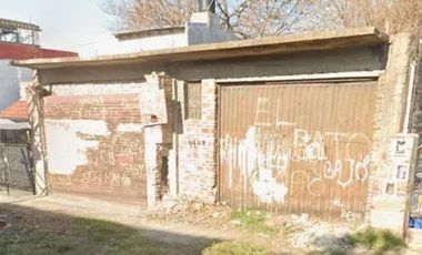 VENTA GALPON CON DEPARTAMENTO 3 AMBIENTES -  SAN JUSTO