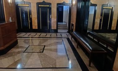 OFICINA DE 50 M2 CON 2 DESPACHOS Y COCINA COMPLETA EN EDIFICIO LA UNION - MUY SEÑORIAL Y DE ESTILO