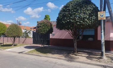 Venta de casa de 3 ambientes