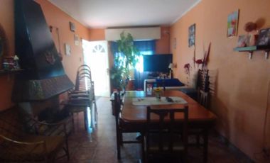 Venta de casa de 3 ambientes