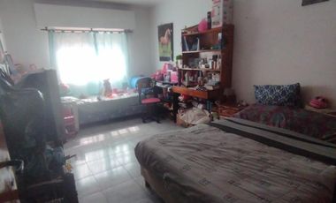 Venta de casa de 3 ambientes