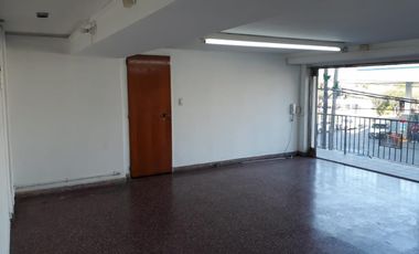 OFICINA AL FRENTE EN ALQUILER