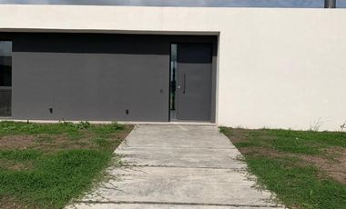 Casa De 4 Amb. Barrio Privado   Las Magdalenas  Canning