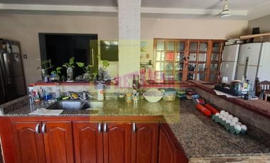 Venta de Casa en 2 plantas - Zona San Justo. Consulte