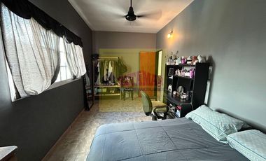 Venta de Casa en 2 plantas - Zona San Justo. Consulte