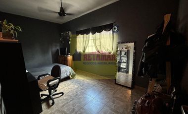 Venta de Casa en 2 plantas - Zona San Justo. Consulte