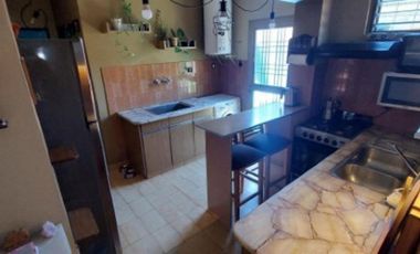 VENTA CASA 3 AMBIENTES MAS PH 3 AMBIENTES