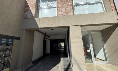 DEPARTAMENTO 2 AMBIENTES EN EL CENTRO DE MORÓN