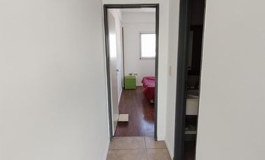 Excelente Departamento de 2 ambientes. San Justo centro