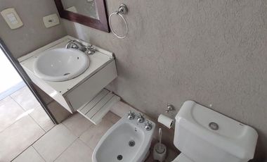 Excelente Departamento de 2 ambientes. San Justo centro