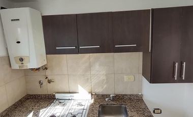 Excelente Departamento de 2 ambientes. San Justo centro