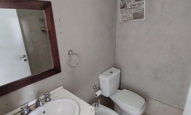 Excelente Departamento de 2 ambientes. San Justo centro