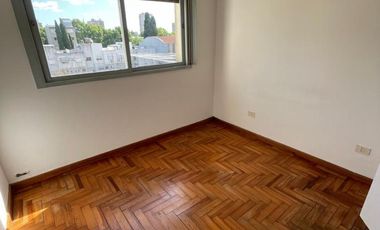 Departamento de dos ambientes a la venta en San Miguel