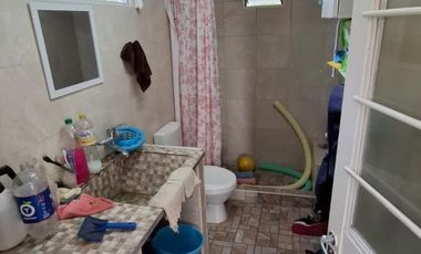 ANISACATE - PROPIEDAD CON PISCINA