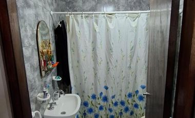 ANISACATE - PROPIEDAD CON PISCINA