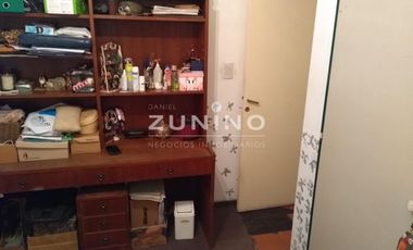 Casa de cuatro ambientes a la venta en José C Paz