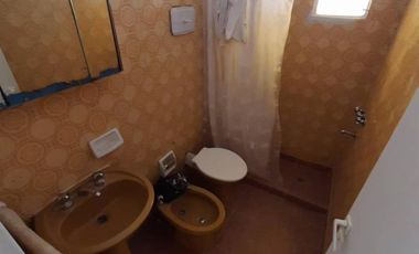 Excelente Departamento de 2 ambientes. San Justo centro