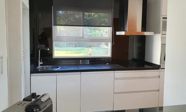 Alquiler de casa en Echeverría del lago
