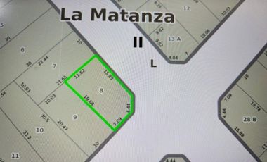 Casa 3 ambientes con cochera y patio A RECICLAR
