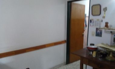 Departamento en VENTA en Planta Alta del Barrio U.P.C.N. de Glew.