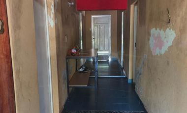 VENTA EN SAN JOSE (ER) - AMPLIA VIVIENDA CON QUINCHO