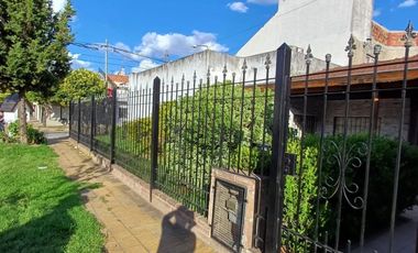 ALQUILER CASA 5 AMBIENTES. SAN JUSTO