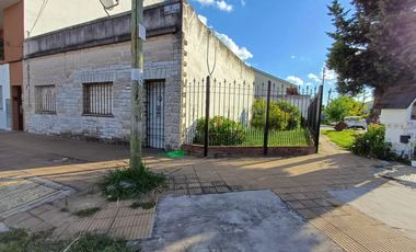 ALQUILER CASA 5 AMBIENTES. SAN JUSTO