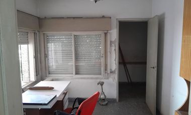 ALQUILER CASA 5 AMBIENTES. SAN JUSTO