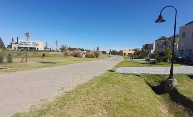 SE VENDE LOTE EN BARRIO PRIVADO LOS TALAS  CANNING