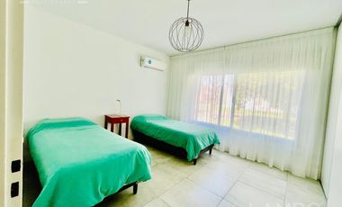 Alquiler Temporario y Anual Casa Pilar La Emilia