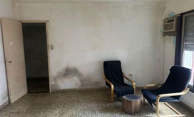 Casa con gran jardin y terraza