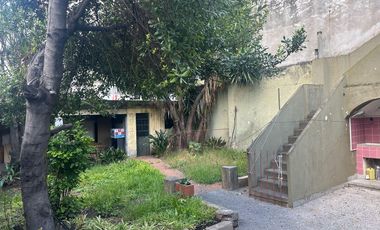 Casa con gran jardin y terraza