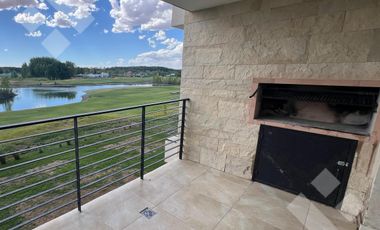 En Venta, Departamentos en Los Canales Golf Club