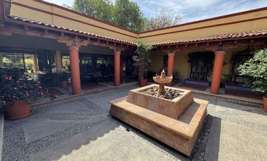 CASA DE UNA PLANTA CON ACCESO DIRECTO AL CAMPO GOLF CCQ